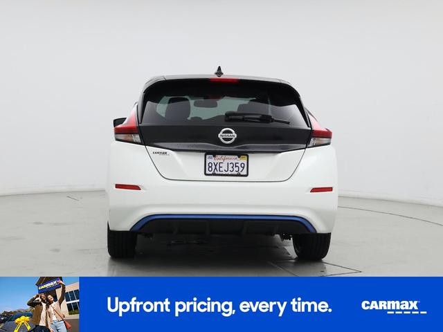 Photo of 2019 White Nissan Leaf