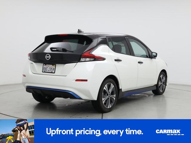 Photo of 2019 White Nissan Leaf