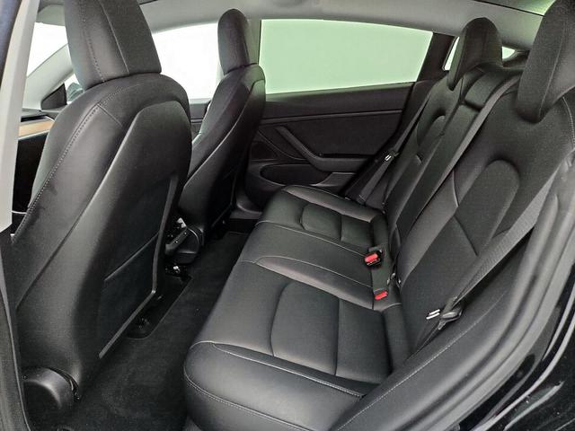 Photo of 2018 Black Tesla Model 3