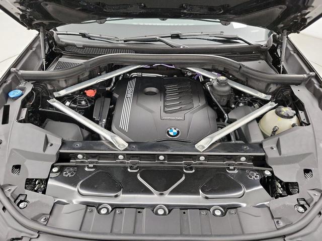 Photo of 2022 Black BMW X5