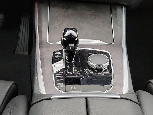 Photo of 2022 Black BMW X5