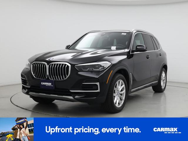 Photo of 2022 Black BMW X5