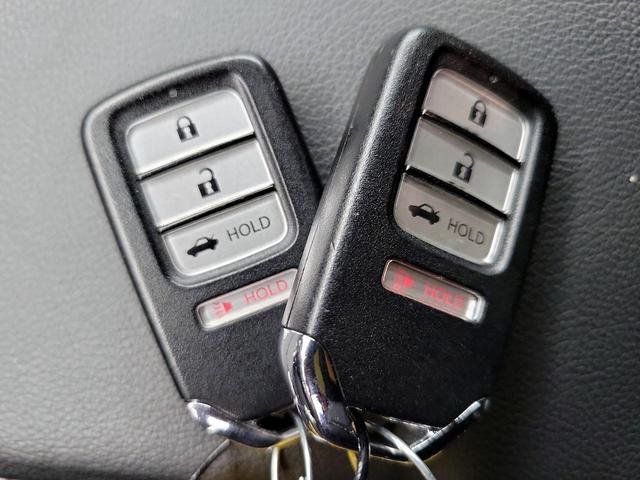 Photo of 2021 Silver Honda Accord