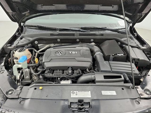 Photo of 2017 Black Volkswagen Jetta