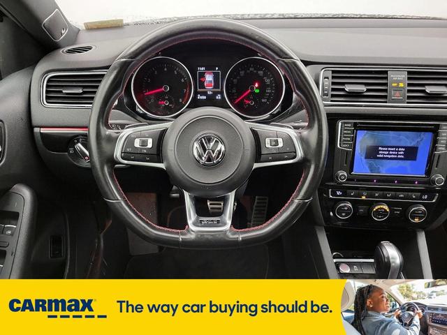 Photo of 2017 Black Volkswagen Jetta