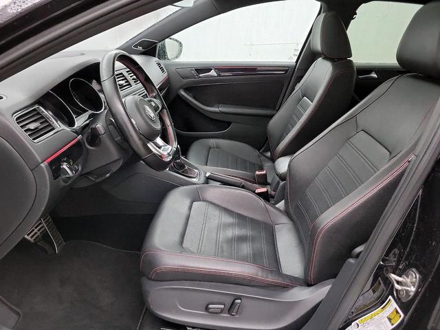 Photo of 2017 Black Volkswagen Jetta