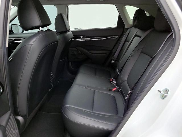 Photo of 2021 Pearl Kia Seltos