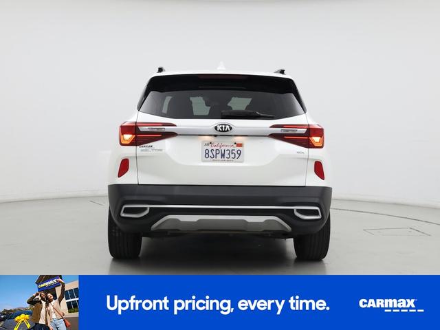 Photo of 2021 Pearl Kia Seltos