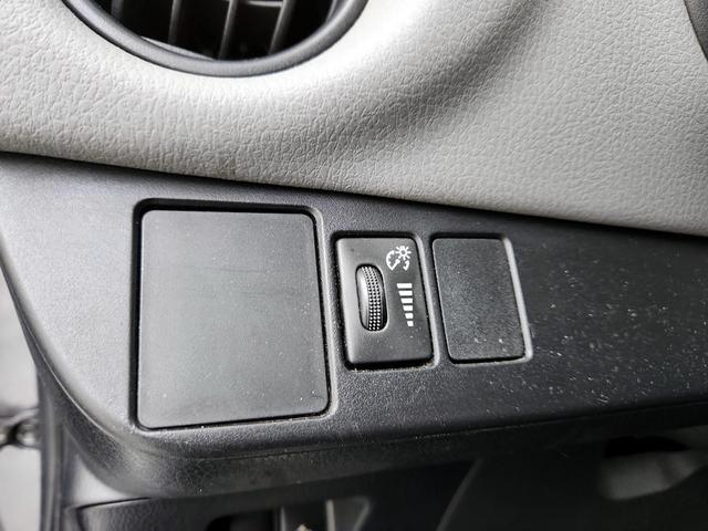 Photo of 2017 Gray Toyota Yaris