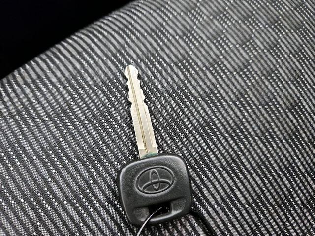 Photo of 2017 Gray Toyota Yaris
