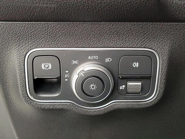 Photo of 2023 White Mercedes-Benz EQB 250