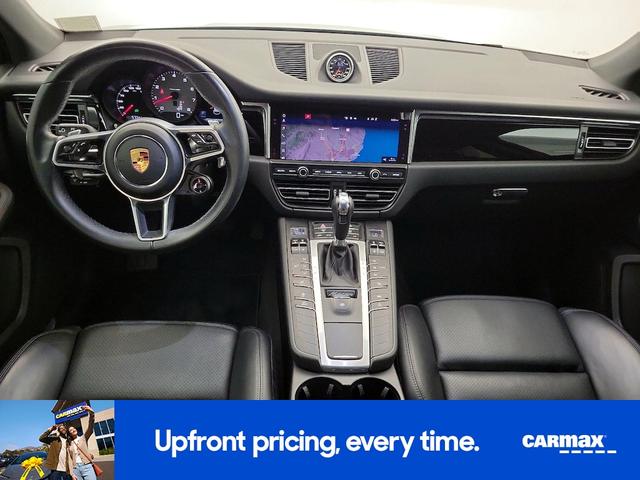 Photo of 2021 Black Porsche Macan