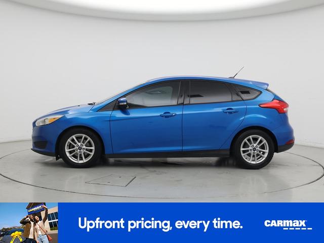 Photo of 2016 Blue Ford Focus