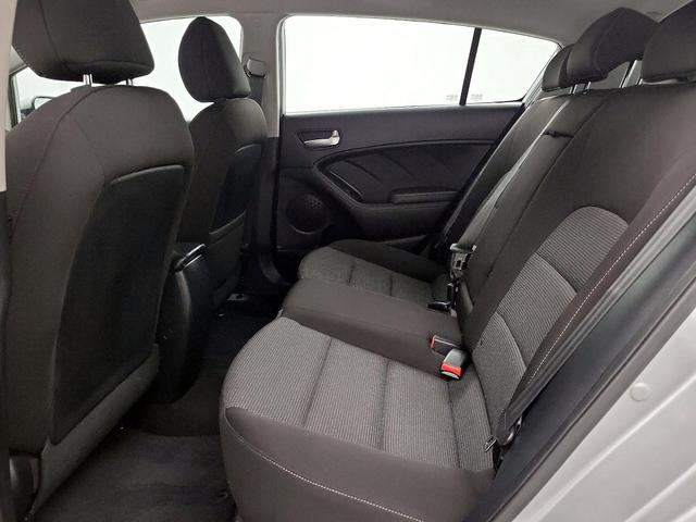 Photo of 2017 Silver Kia Forte5