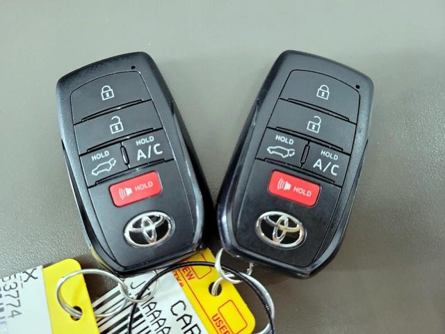 Photo of 2024 White Toyota bZ4X