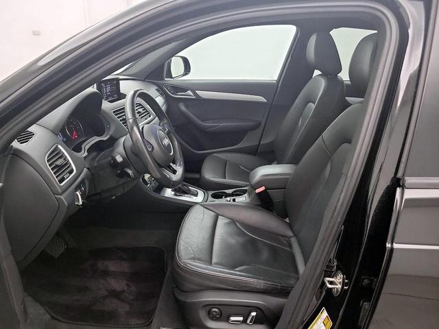 Photo of 2018 Black Audi Q3