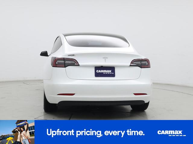 Photo of 2023 White Tesla Model 3