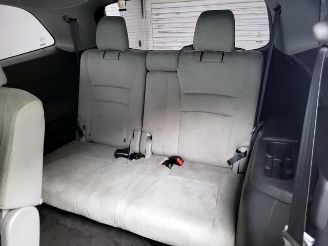 Photo of 2019 Silver Honda Pilot