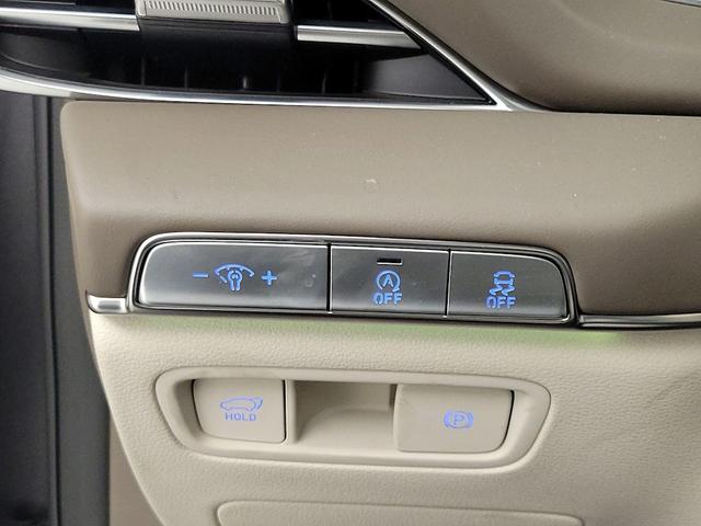 Photo of 2023 Gray Genesis GV80