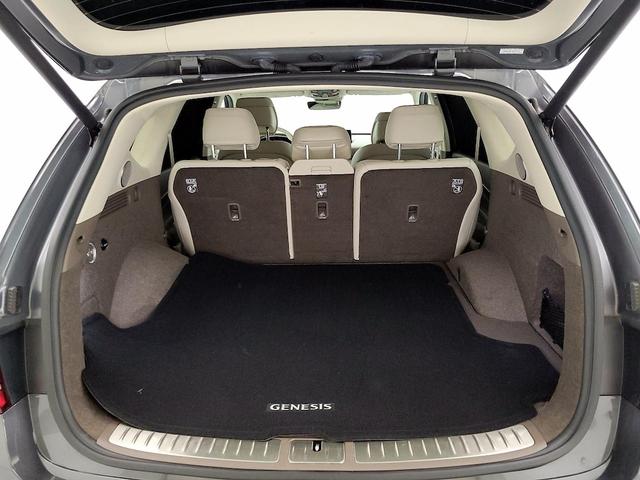 Photo of 2023 Gray Genesis GV80