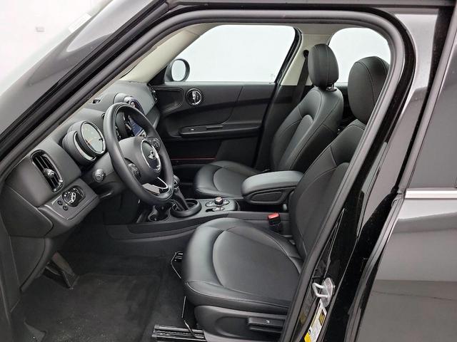 Photo of 2018 Black MINI Countryman