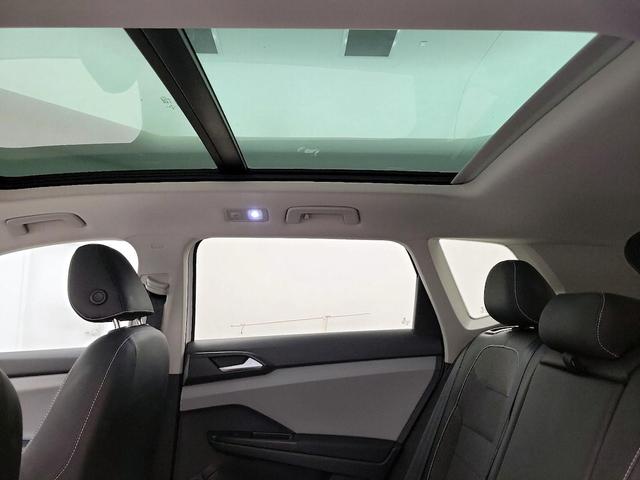Photo of 2022 White Volkswagen Taos