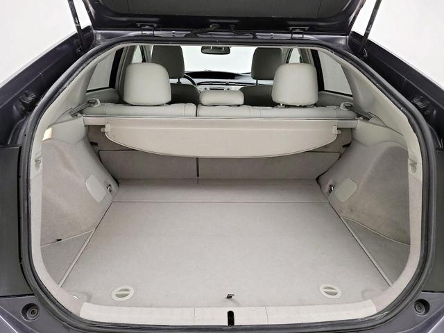 Photo of 2014 Gray Toyota Prius