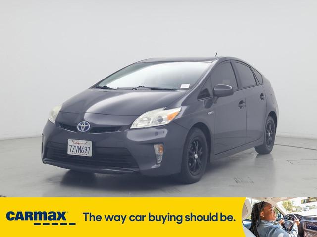 Photo of 2014 Gray Toyota Prius