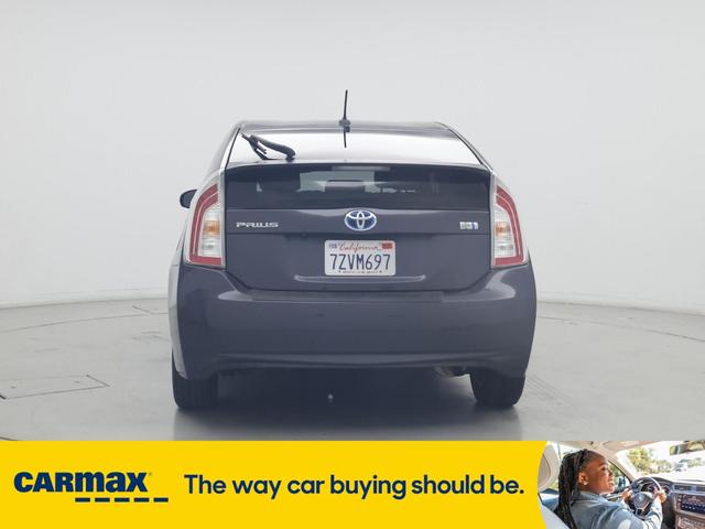 Photo of 2014 Gray Toyota Prius