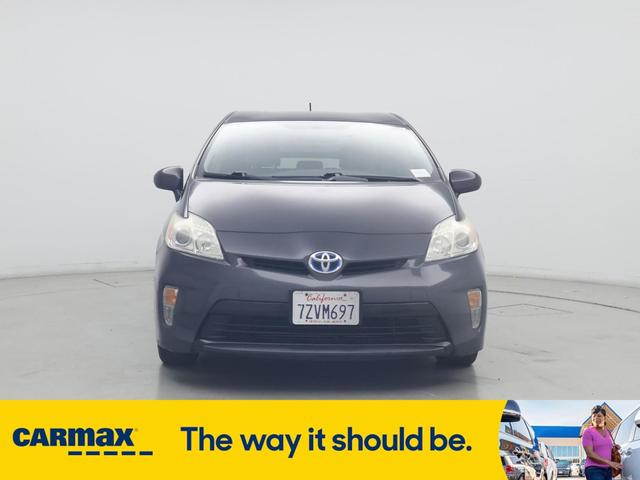 Photo of 2014 Gray Toyota Prius