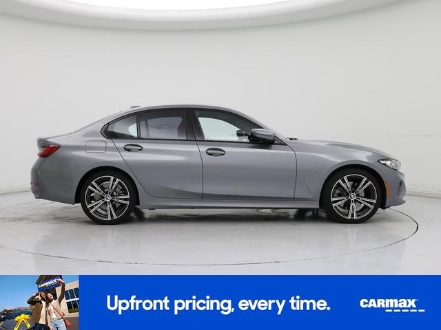 Photo of 2023 Gray BMW 330