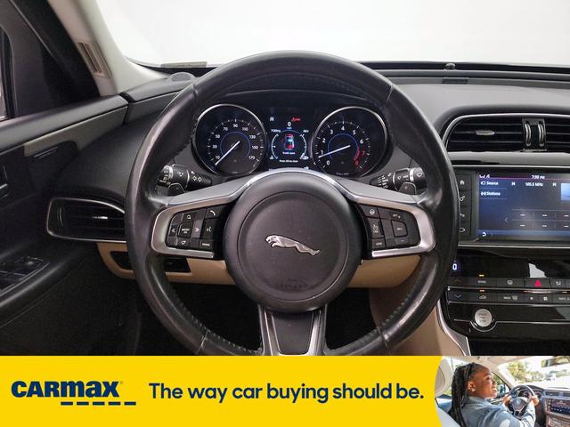 Photo of 2018 White Jaguar XE