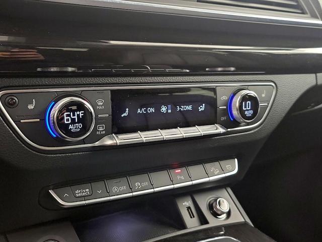Photo of 2020 White Audi Q5