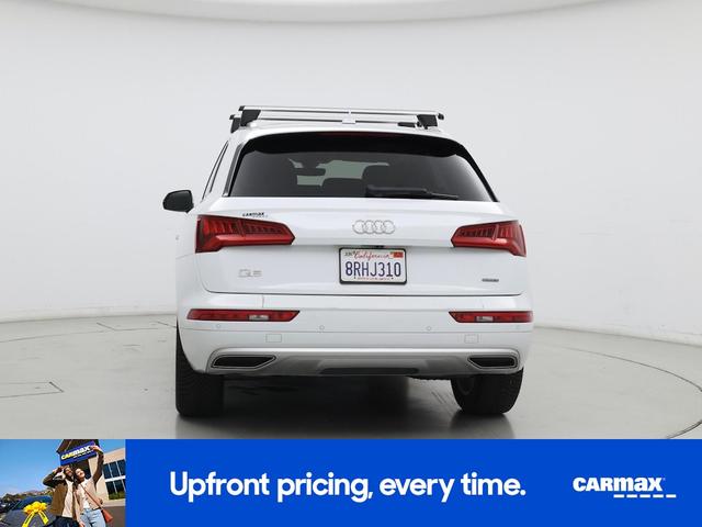 Photo of 2020 White Audi Q5