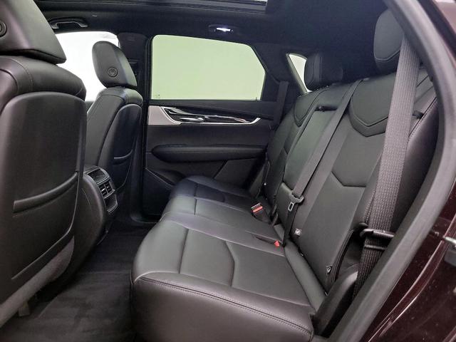 Photo of 2020 Purple Cadillac XT5