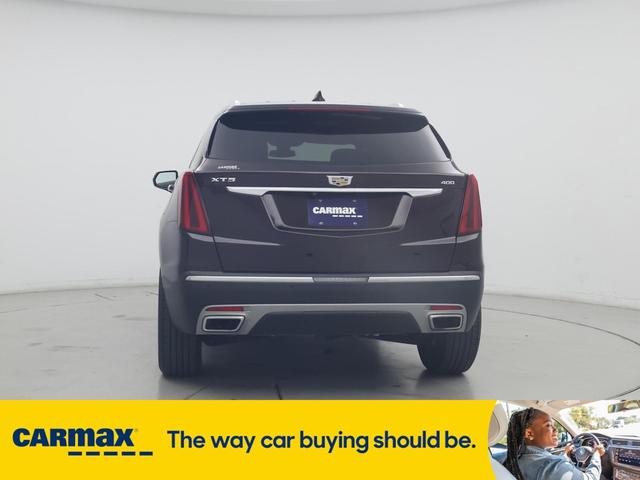 Photo of 2020 Purple Cadillac XT5