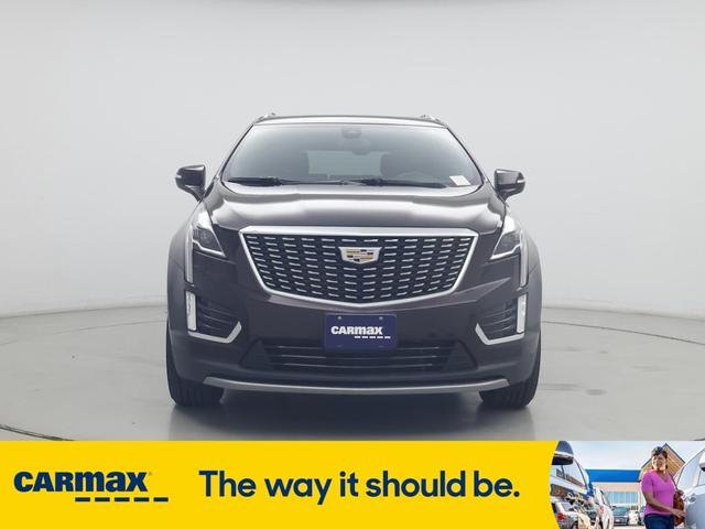 Photo of 2020 Purple Cadillac XT5