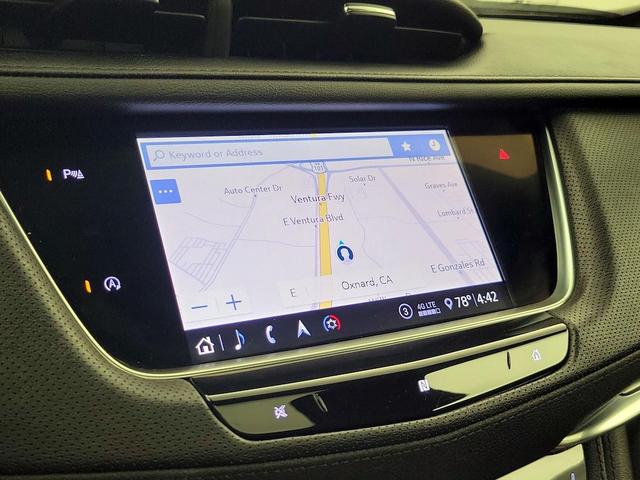 Photo of 2020 Purple Cadillac XT5