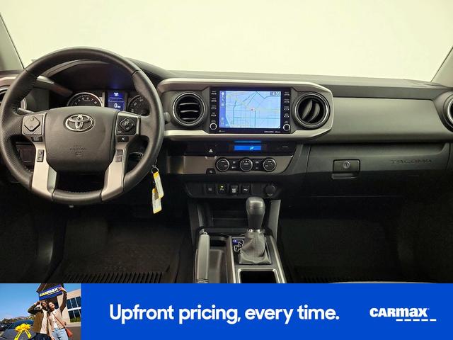 Photo of 2022 White Toyota Tacoma