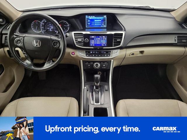 Photo of 2015 White Honda Accord