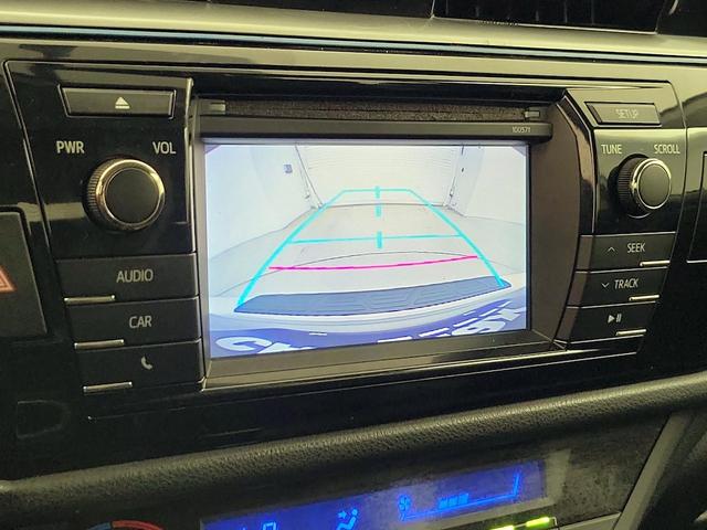 Photo of 2016 Silver Toyota Corolla