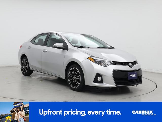 Photo of 2016 Silver Toyota Corolla