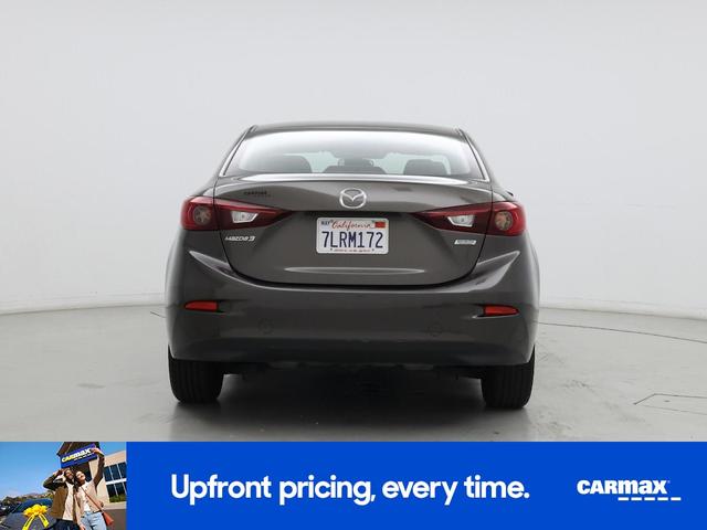 Photo of 2015 Gray Mazda Mazda3