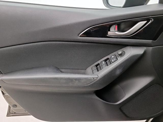Photo of 2015 Gray Mazda Mazda3