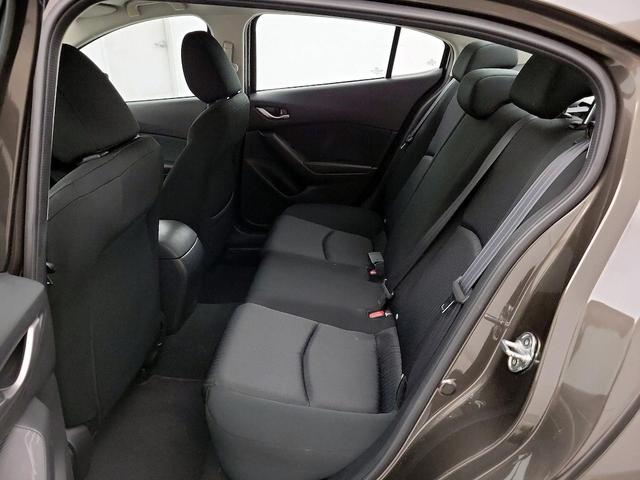 Photo of 2015 Gray Mazda Mazda3