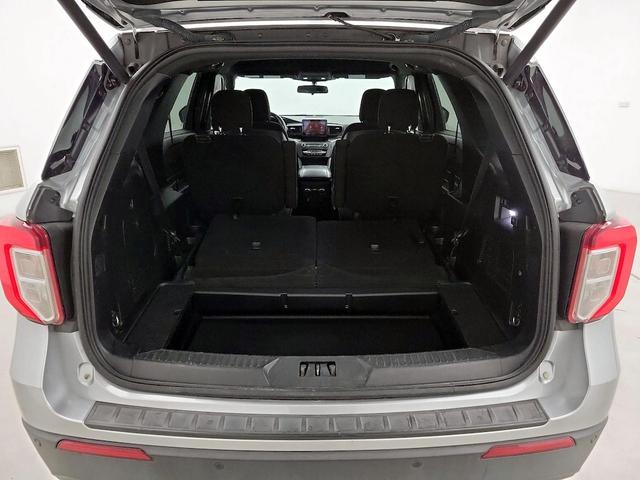 Photo of 2020 Gray Ford Explorer