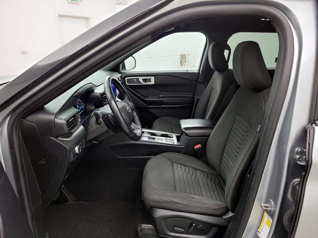 Photo of 2020 Gray Ford Explorer