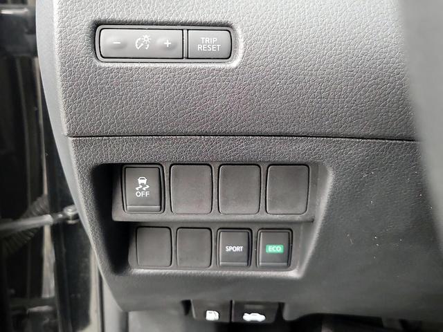 Photo of 2017 Black Nissan Rogue