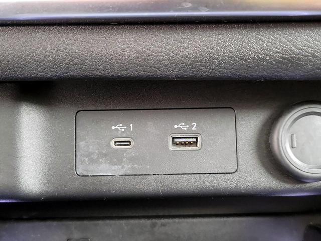Photo of 2022 Black Nissan Rogue
