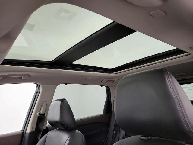 Photo of 2022 Black Nissan Rogue